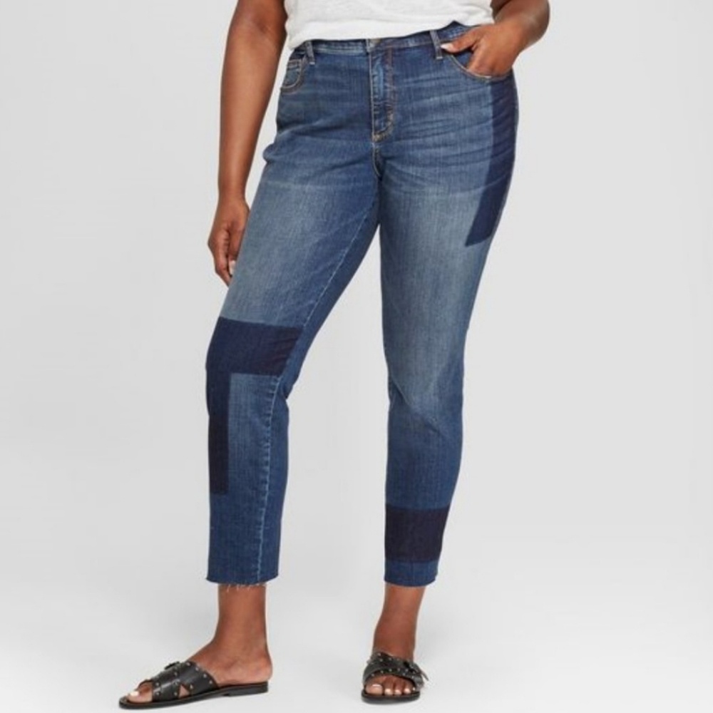 3/$15  NWT Skinny Patch Cropped Curvy Sculpting F